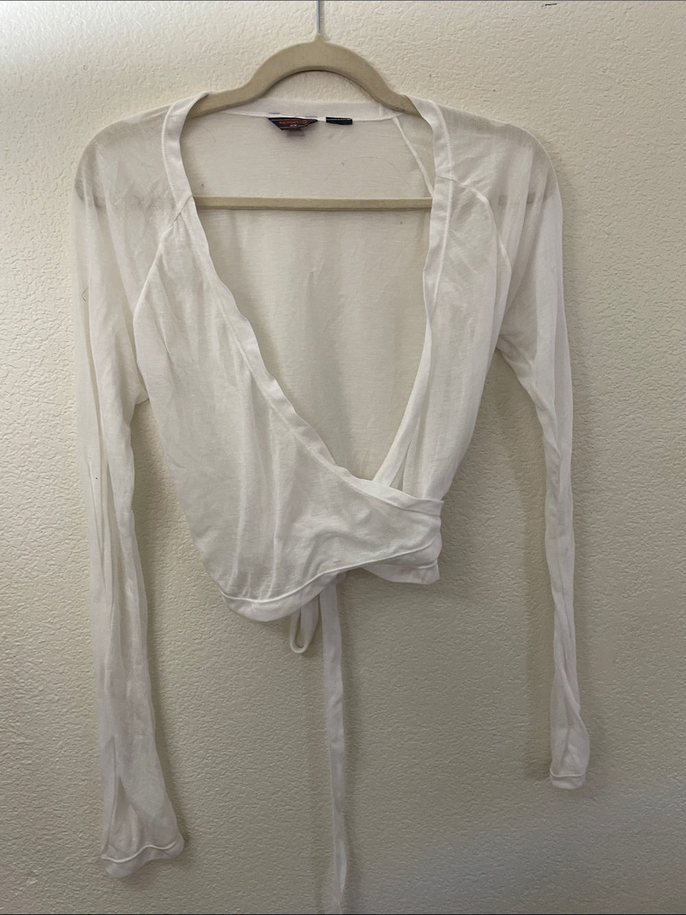 Merrell White Wrap sheer Crop Top with Tie y2k feminine M 22